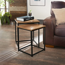 Square Nest of 2 Tables -